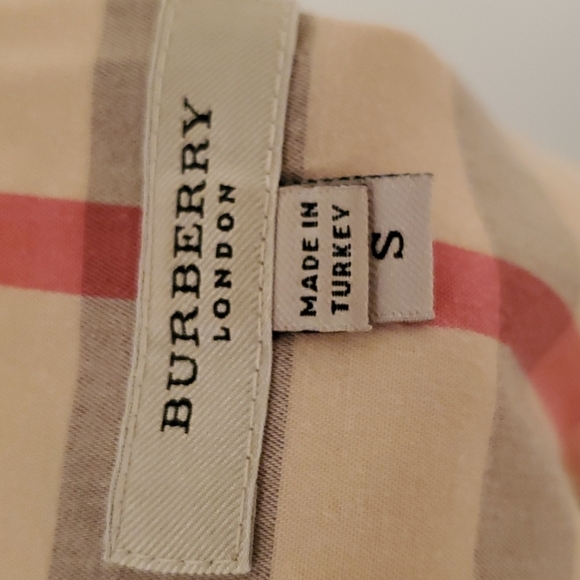 ⚠️SOLD⚠️ Authentic Burberry NovaCheck shirt - Picture 6 of 6